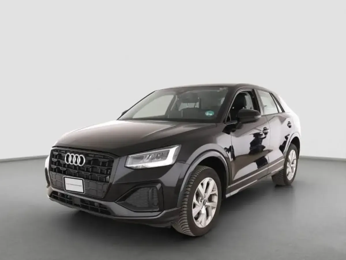 Gebraucht Audi Q2 Advanced 150 PS (110 kW) 2025 Mythosschwarz metallic SUV