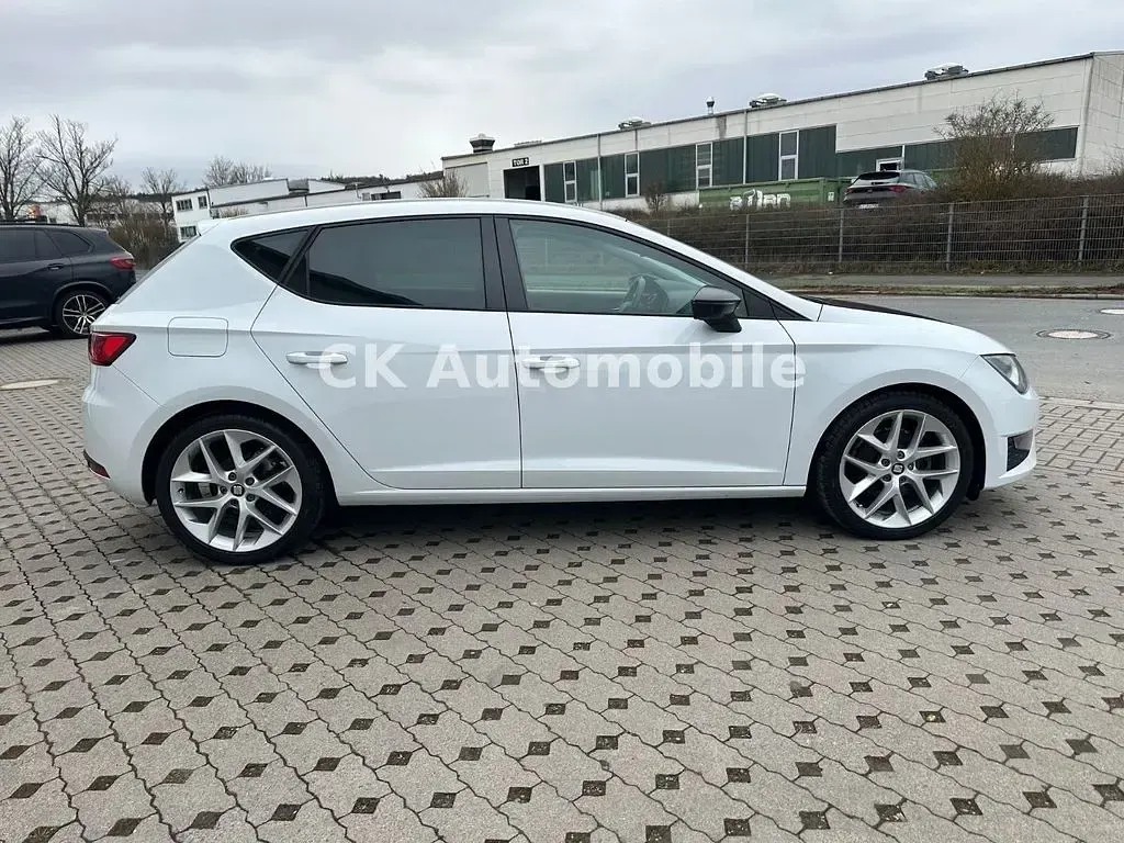 Gebraucht Seat Leon FR 150 PS (110 kW) 2015 Weiß Limousine