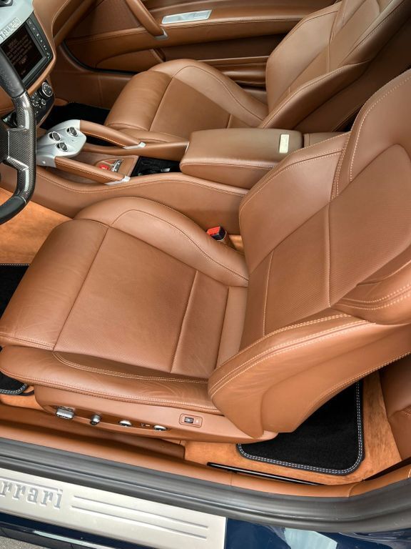 Gebraucht Ferrari FF 659 PS (484 kW) 2012 Blau Kombi