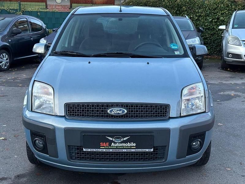 Grau Gebraucht 2008 Ford Fusion Style Van / Kleinbus | 3.998 € (Guter Preis) - Bild 1/4