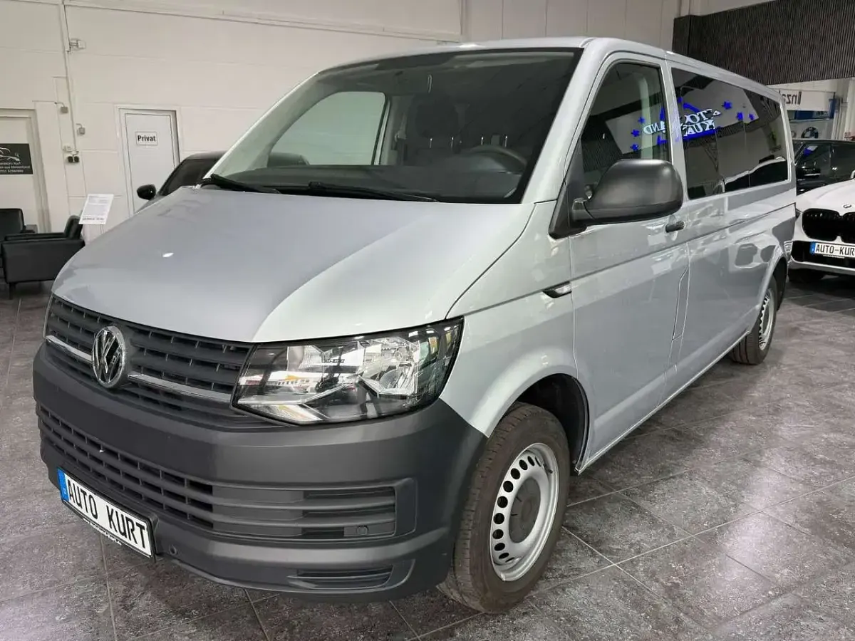 Gebraucht VW Transporter 150 PS (110 kW) 2017 Reflexsilber Van