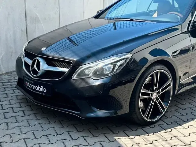 Gebraucht Mercedes E400 333 PS (244 kW) 2014 Schwarz Coupé