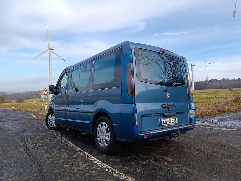 Gebraucht Renault Trafic 135 PS (99 kW) 2005 Blau Van / Kleinbus