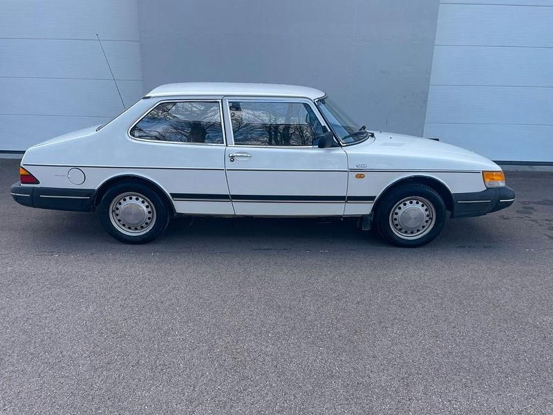 Gebraucht Saab 900 110 PS (80 kW) 1989 Weiß Limousine