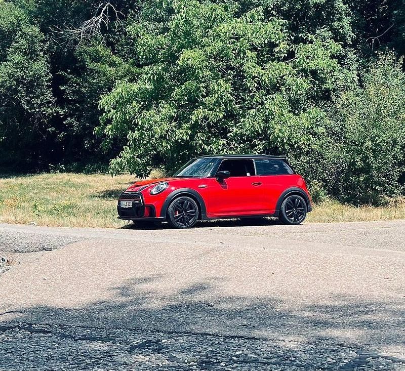 Gebraucht Mini John Cooper Works Essential 231 PS (169 kW) 2021 Rot Kleinwagen