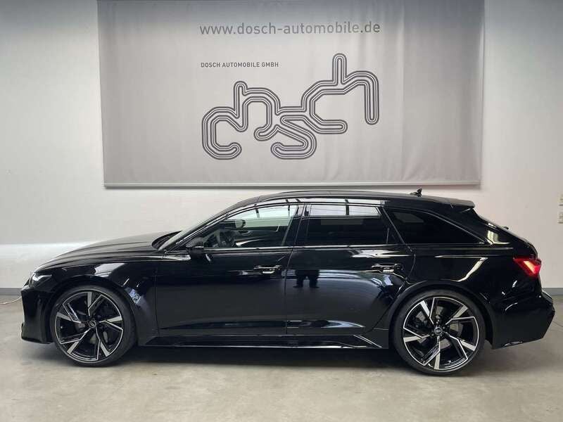 Mythosschwarz Gebraucht 2024 Audi RS6 Sport Kombi | 111.790 € - Bild 1/4