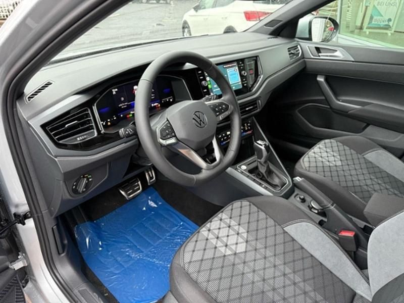 Neu VW Taigo R-line 150 PS (110 kW) 2025 Reflexsilber metallic SUV