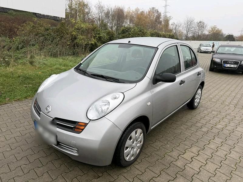 Silber Gebraucht 2005 Nissan Micra Limousine | 1.650 € (Fairer Preis) - Bild 1/4