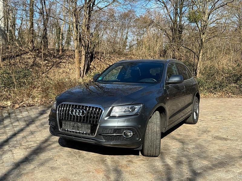 Gebraucht Audi Q5 S-Line 245 PS (180 kW) 2013 Grau SUV