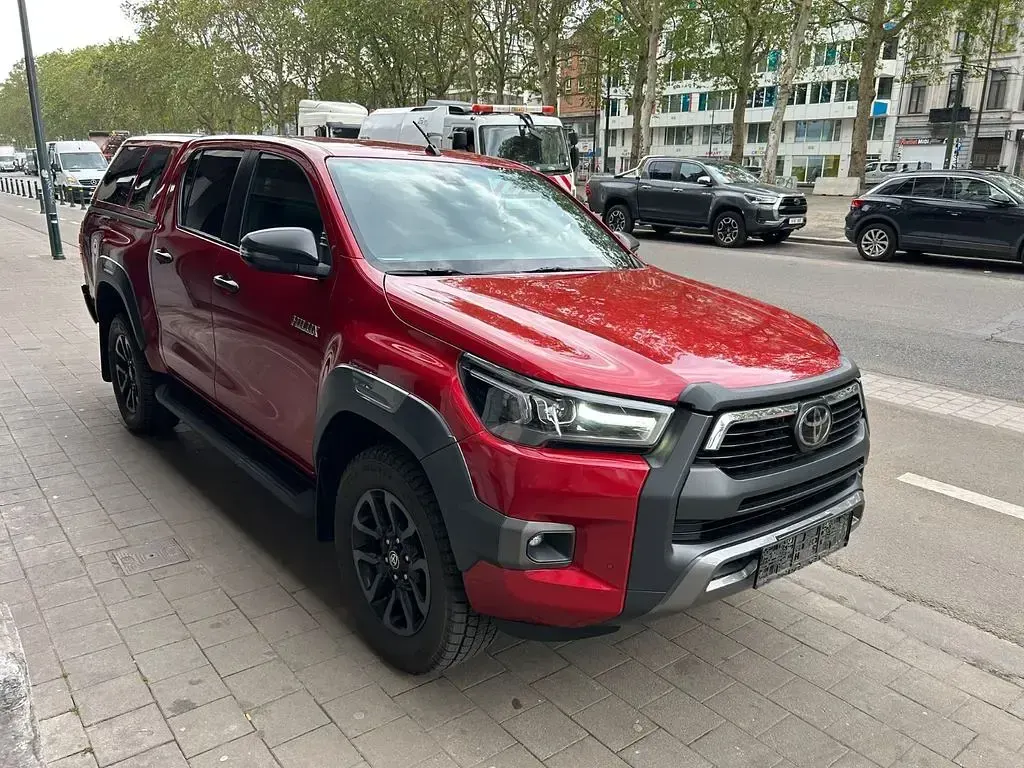 Gebraucht Toyota HiLux 204 PS (150 kW) 2022 Rot Pickup