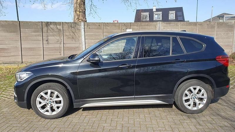 Gebraucht BMW X1 xLine 136 PS (100 kW) 2016 Schwarz SUV