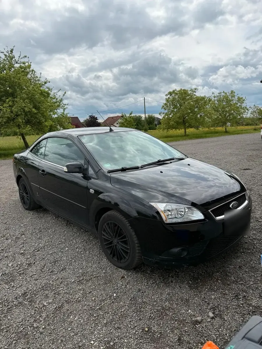 Gebraucht Ford Focus Cabriolet 101 PS (74 kW) 2007 Schwarz Cabrio