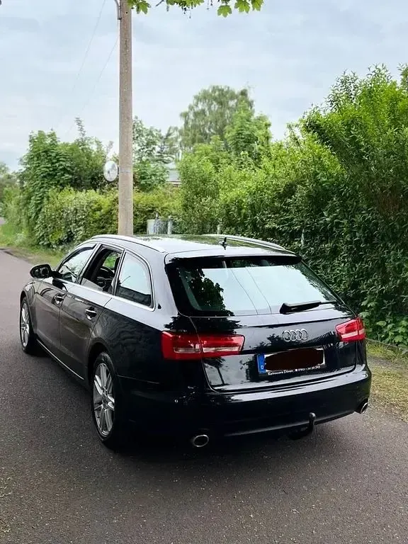 Używany Audi A6 204 KM (150 kW) 2012 Czarny Kombi