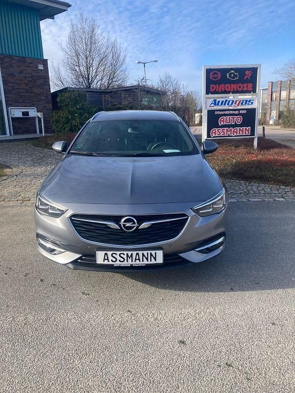 Grau Gebraucht 2019 Opel Insignia Innovation Kombi | 12.600 € (Guter Preis) - Bild 1/4