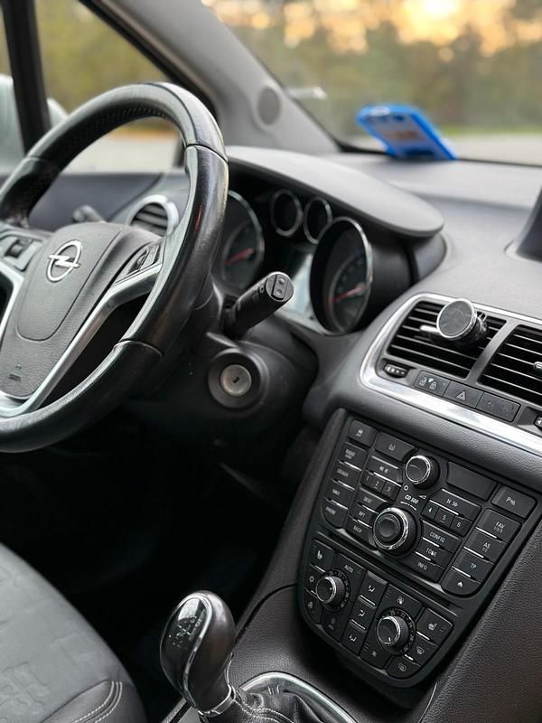 Gebraucht Opel Meriva 95 PS (69 kW) 2012 Grau Van / Kleinbus