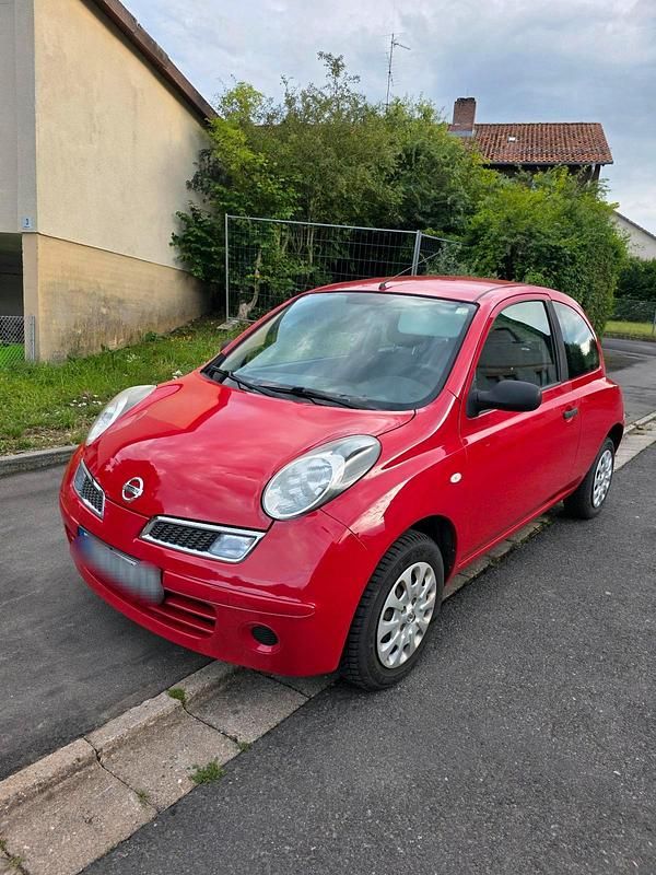Rot Gebraucht 2009 Nissan Micra Limousine | 600 € (Superpreis) - Bild 1/4