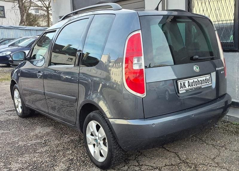 Gebraucht Skoda Roomster Comfort 86 PS (63 kW) 2008 Grau Van / Kleinbus