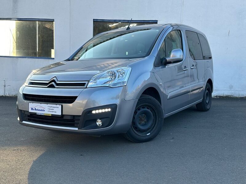 Grau Gebraucht 2017 Citroën Berlingo Van / Kleinbus | 10.480 € (Fairer Preis) - Bild 1/4