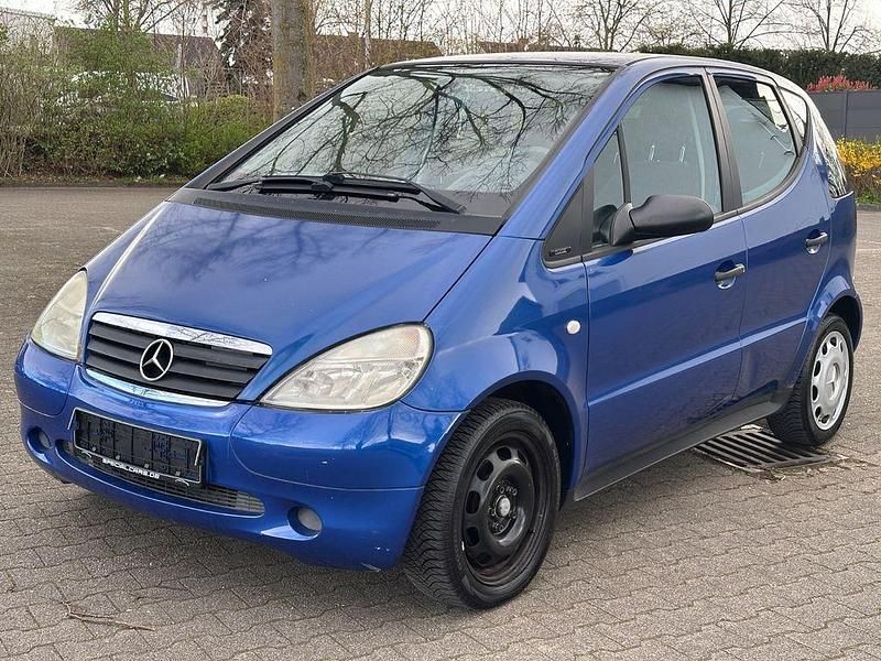 Gebraucht Mercedes A160 Classic 102 PS (75 kW) 2000 Blau Van / Kleinbus