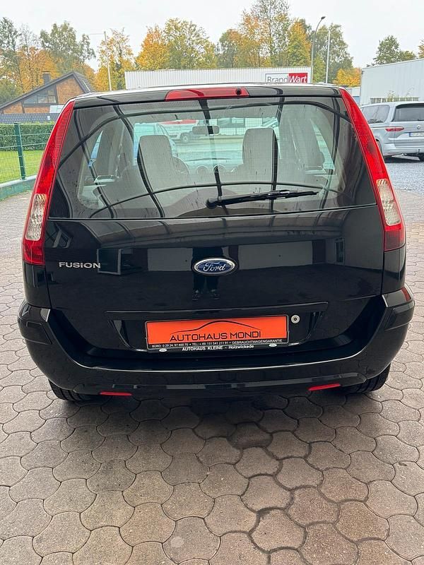 Gebraucht Ford Fusion Style 80 PS (58 kW) 2009 Schwarz Kleinwagen