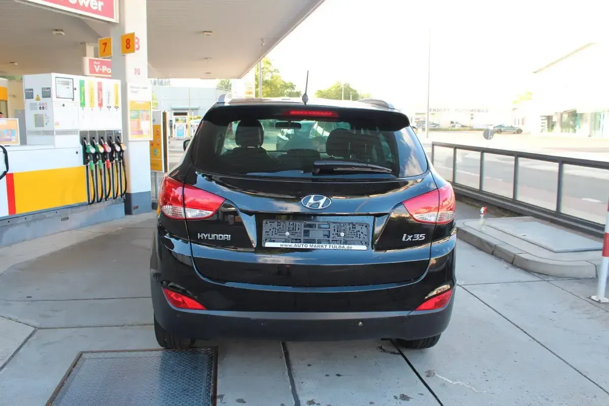 Gebraucht Hyundai ix35 135 PS (99 kW) 2013 Schwarz SUV