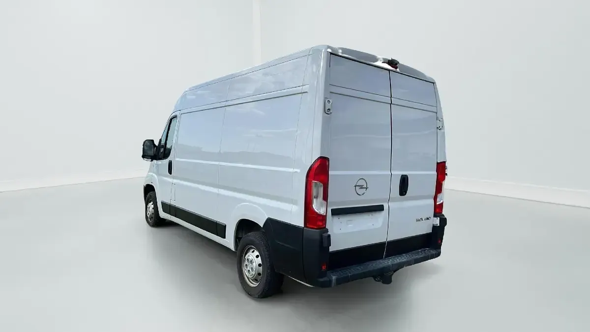 Gebraucht Opel Movano 140 PS (102 kW) 2022 (blanc icy) Van