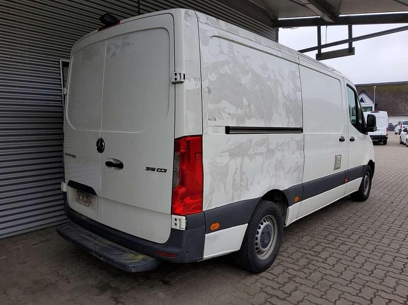 Second-hand Mercedes Sprinter 150 CP (110 kW) 2020 Alb Van
