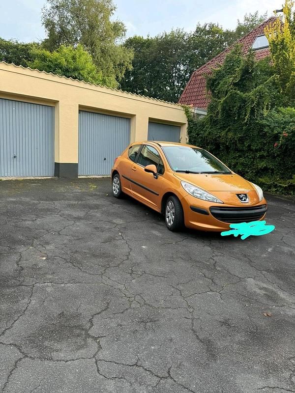 Orange Gebraucht 2006 Peugeot 207 Limousine | 1.550 € (Fairer Preis) - Bild 1/4