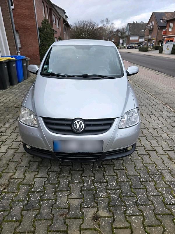 Gebraucht VW Golf V 54 PS (39 kW) 2007 Silber Kleinwagen