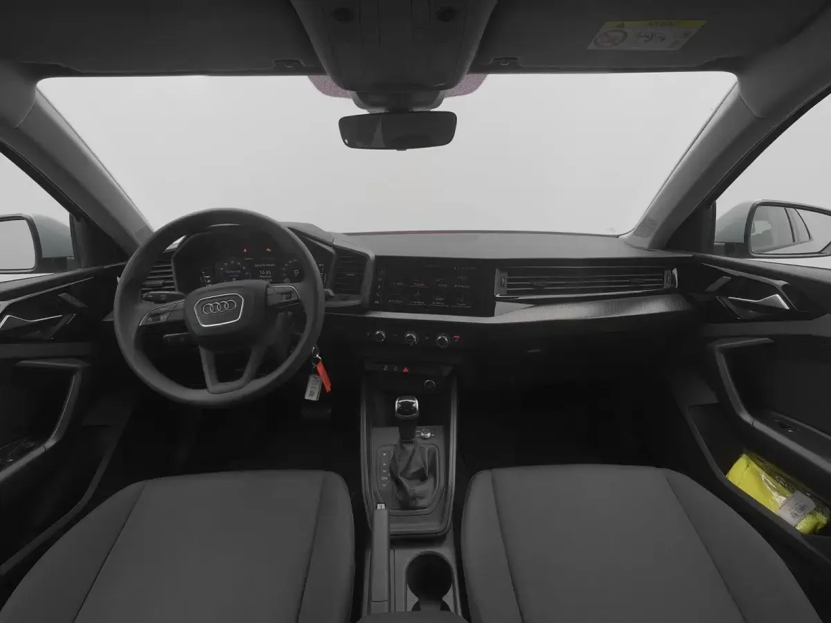 Usata Audi A1 Sportback 110 CV (80 kW) 2023 Grigio Utilitaria