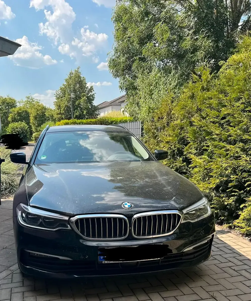 Gebraucht BMW 520 190 PS (139 kW) 2020 Schwarz Kombi