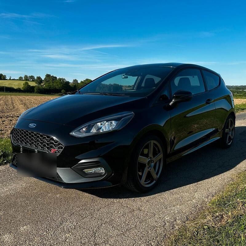 Schwarz Gebraucht 2019 Ford Fiesta ST Kleinwagen | 14.500 € - Bild 1/4