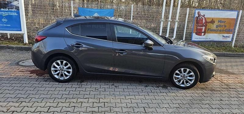 Gebraucht Mazda 3 105 PS (77 kW) 2016 Limousine