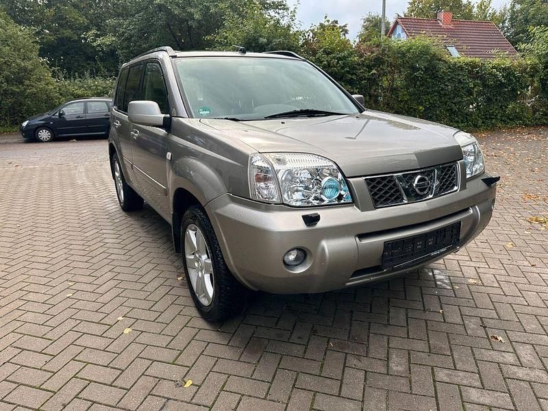 Silber Gebraucht 2006 Nissan X-Trail SUV | 6.999 € (Teuer) - Bild 1/4