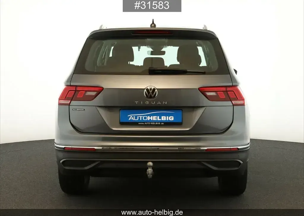 Gebraucht VW Tiguan Life 150 PS (110 kW) 2025 Platinum grey metallic SUV