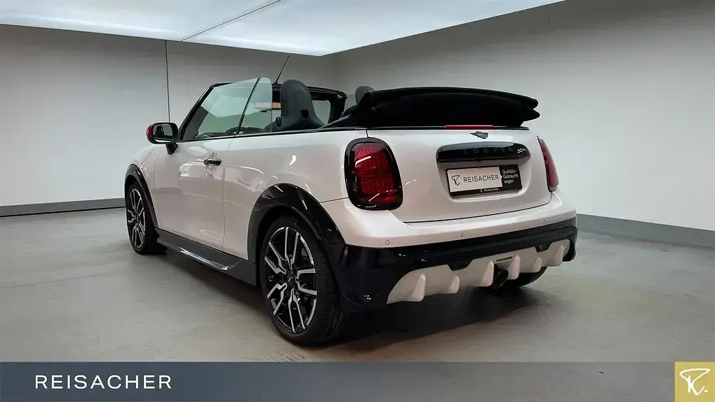 Gebraucht Mini John Cooper Works Cabriolet 231 PS (169 kW) 2024 Nanuq white Cabrio