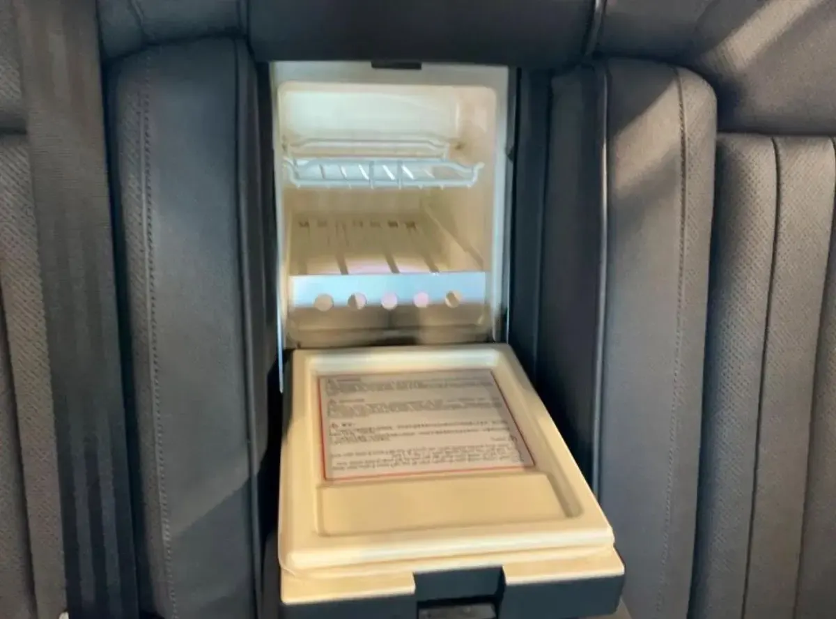 Gebraucht VW Phaeton 245 PS (180 kW) 2015 Silber Limousine