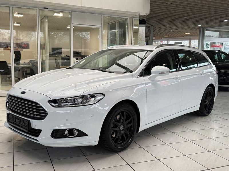 Gebraucht Ford Mondeo Titanium 160 PS (117 kW) 2015 Weiß Limousine