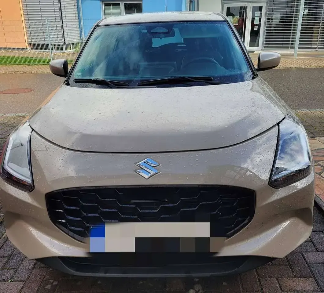 Gebraucht Suzuki Swift Comfort 83 PS (61 kW) 2025 Beige Kleinwagen