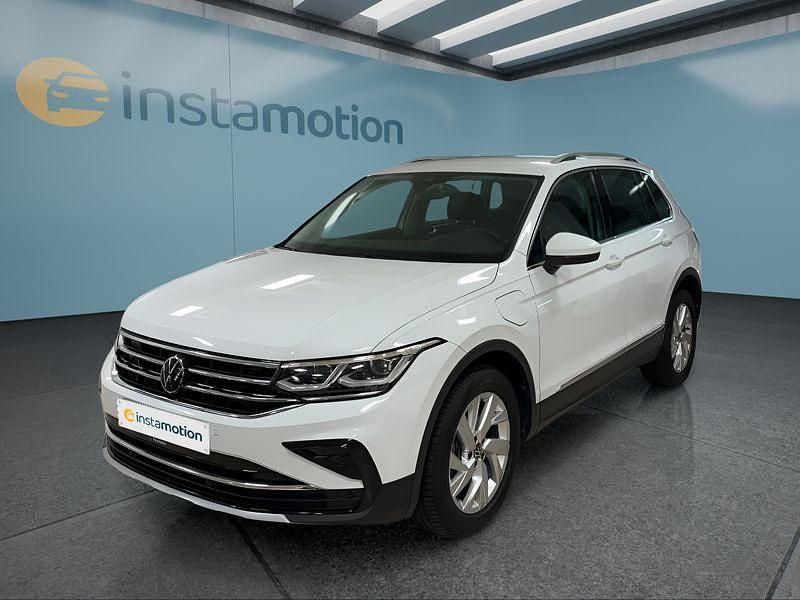 Weiß Gebraucht 2022 VW Tiguan SUV | 28.749 € (Guter Preis) - Bild 1/4