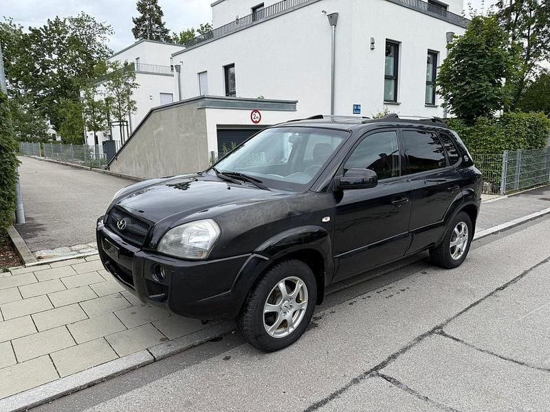 Schwarz Gebraucht 2008 Hyundai Tucson SUV | 1.990 € (Superpreis) - Bild 1/4