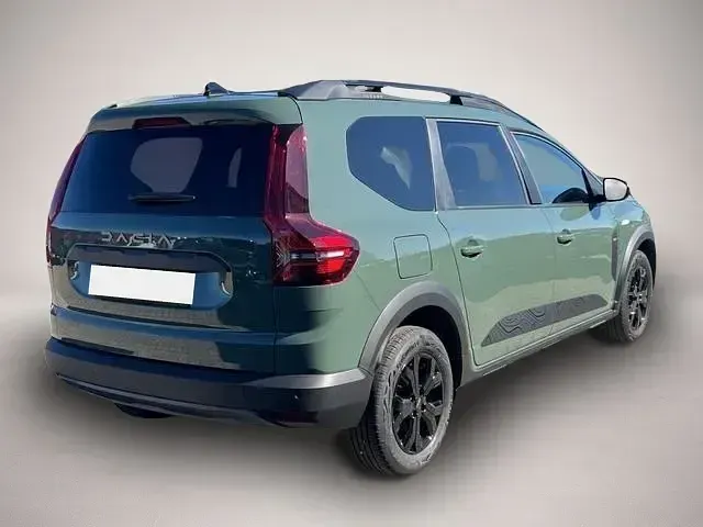 Neu Dacia Jogger Extreme 141 PS (103 kW) 2025 Grün Van / Kleinbus