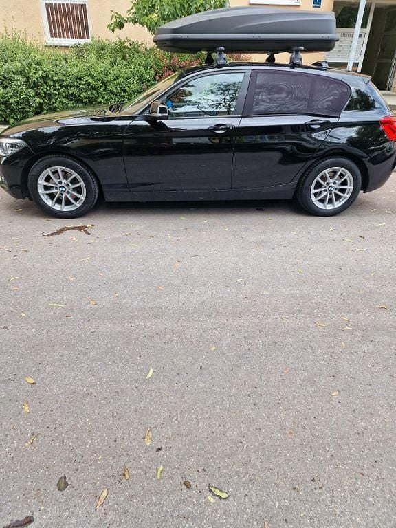 Gebraucht BMW 118 Advantage 136 PS (100 kW) 2019 Schwarz Kleinwagen