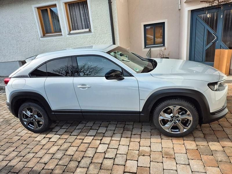 Gebraucht Mazda MX30 Edition 106 kW (145 PS) 2021 Weiß SUV