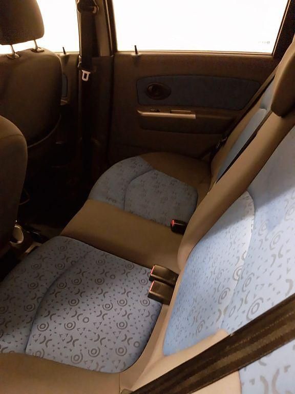 Gebraucht Chevrolet Matiz 67 PS (49 kW) 2010 Rot Kleinwagen