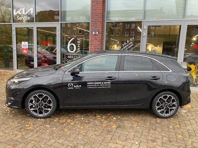 Gebraucht Kia Ceed 120 PS (88 kW) 2023 Schwarz Kleinwagen