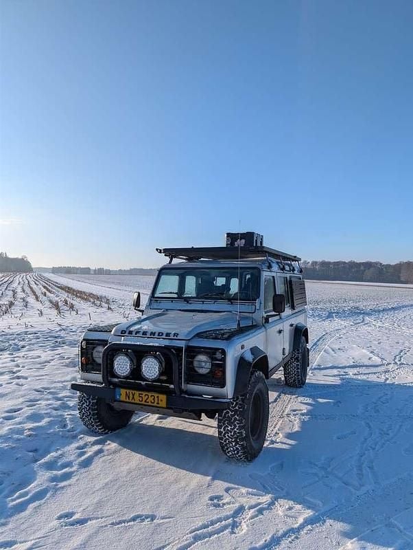 Gebraucht 2006 Land Rover Defender Kombi | 22.500 € - Bild 1/4