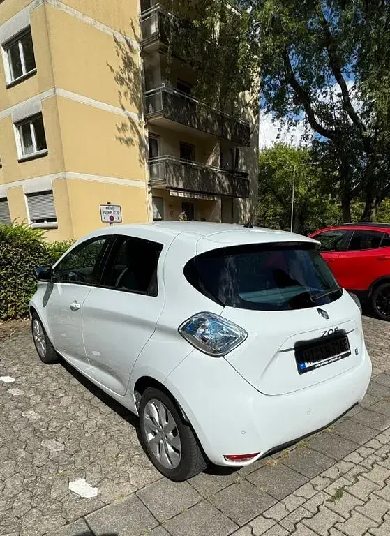 Gebraucht Renault Zoe Intens 42 kW (58 PS) 2016 Weiß Kleinwagen