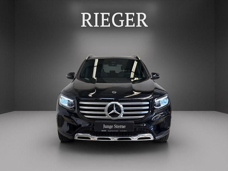 Gebraucht Mercedes GLB200 Advanced Plus 150 PS (110 kW) 2025 Metalliclack kosmosschwarz (metallic) SUV