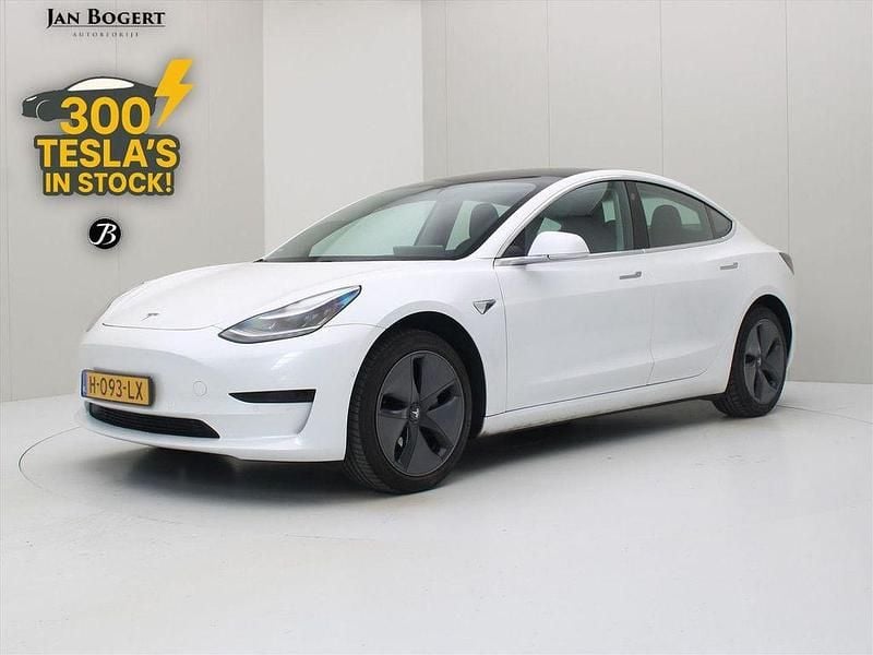 Weiß Gebraucht 2020 Tesla Model 3 Standard Range Limousine | 18.900 € (Guter Preis) - Bild 1/4